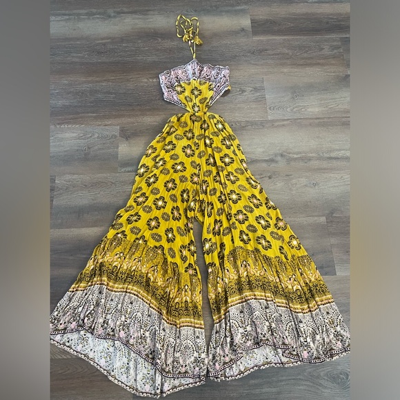 Free People Mariabelle Yellow Mustard Jumpsuit Moraccan Size Medium - Picture 5 of 6